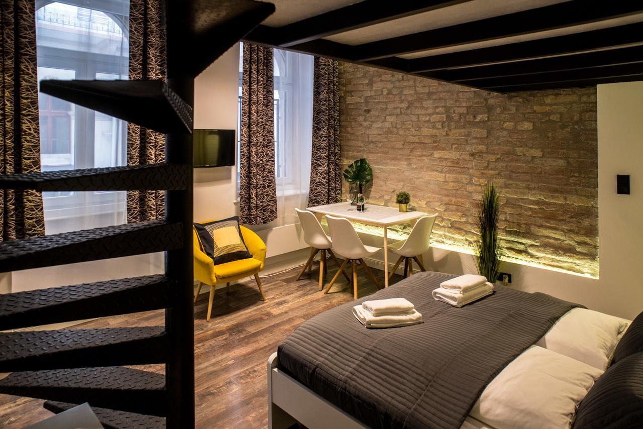Very Stylish And Fresh Studio Home In The Center Budapeszt Zewnętrze zdjęcie